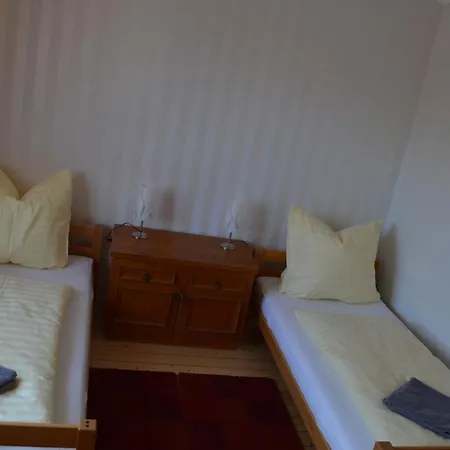 Am Klostergarten Апартаменты *